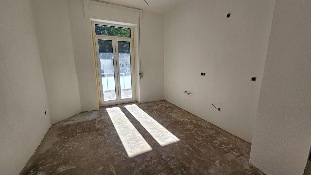 NEU-sanierte 4-Zimmer-EG-Whg. zwischen Kolpingplatz und alter Vincentius-Klinik zu vermieten! - Photo 2