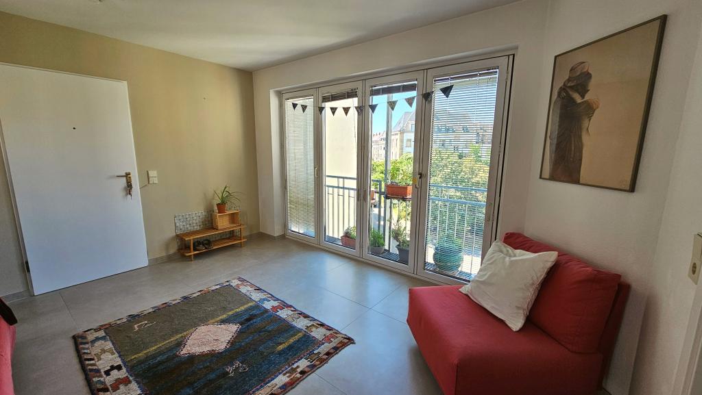 Helle, top gepflegte 3,5 Zi.-Whg. mit TG-Stellplatz in der Südweststadt! - Photo 2