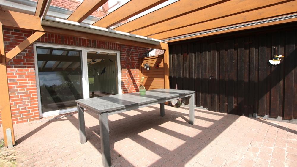überdachte Südwest-Terrasse