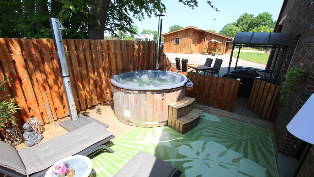 Außenbereich des Wellness/Saunabereiches