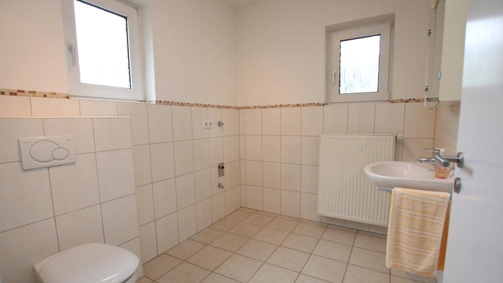 Badezimmer EG