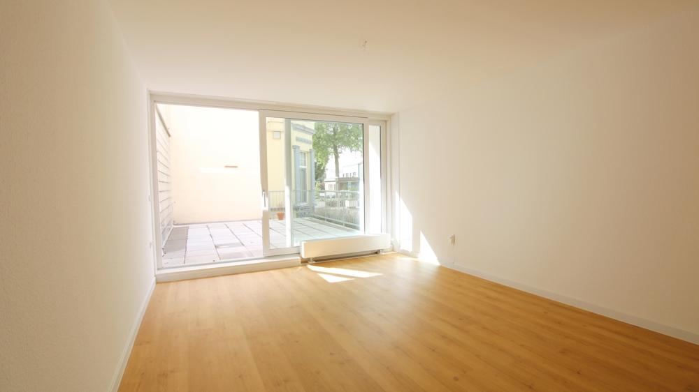 2-Etagen-Wohnung mit Terrasse, 2 Loggien und Tiefgaragen-Stellplatz in Bad Zwischenahn - Photo 1