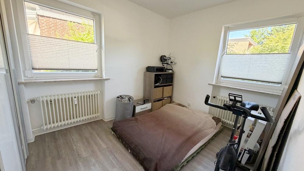Gepflegte 2-Zimmer-Obergeschosswohnung mit Balkon in der Nähe der Polizeiakademie in Oldenburg - Foto 3