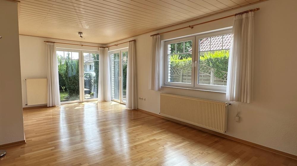 Gepflegte 4-Zimmer-Doppelhaushälfte mit Garten, Terrasse und Stellplatz in Eversten - Photo 1