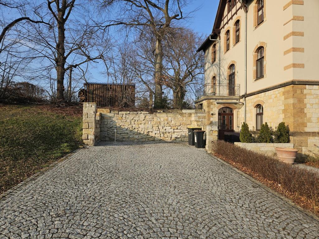 Möblierte 2-Raum-Wohnung mit Stellplatz! - Foto 3