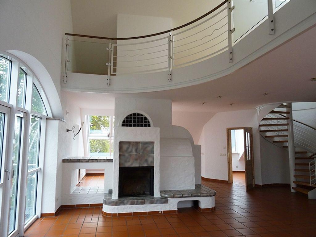 Außergewöhnliche 270 m² Maisonette mit Galerie, Kamin & Balkon – ideal für WG, Firmen oder Wohnen & Arbeiten - Photo 2