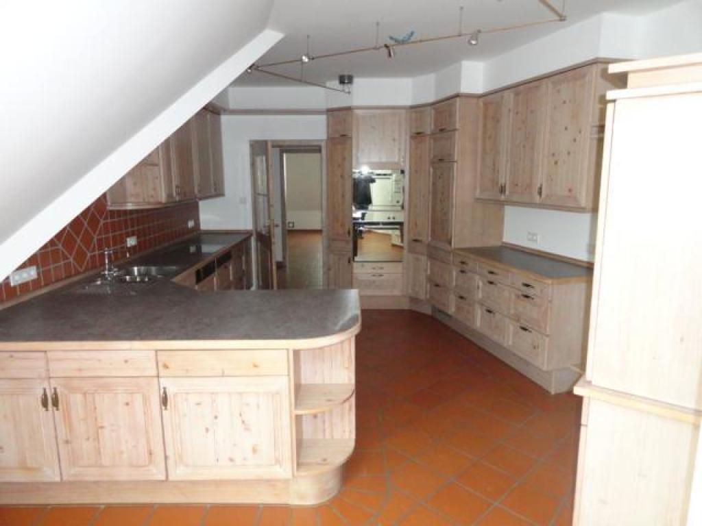 Außergewöhnliche 270 m² Maisonette mit Galerie, Kamin & Balkon – ideal für WG, Firmen oder Wohnen & Arbeiten - Photo 3