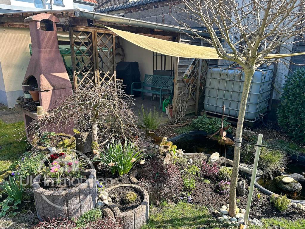 Erstbezug nach Sanierung 2,5-Zi-Whng im Dachgeschoss mit Gartenidylle - Photo 3