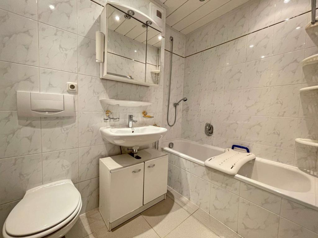 Gut geschnittene 2-Zimmer Wohnung in grüner Parkanlage - Foto 4