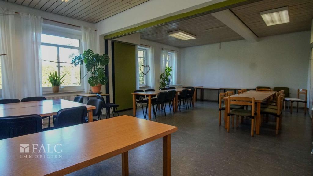 Stilvoll möblierte 2-Zimmer-Wohnung in grüner Oase - Photo 5