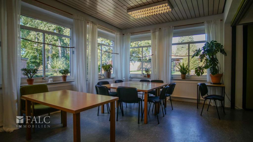 Stilvoll möblierte 2-Zimmer-Wohnung in grüner Oase - Photo 3