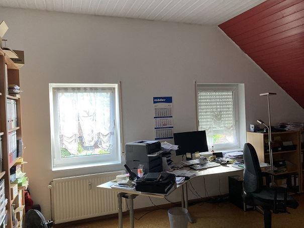 Büro/Zimmer