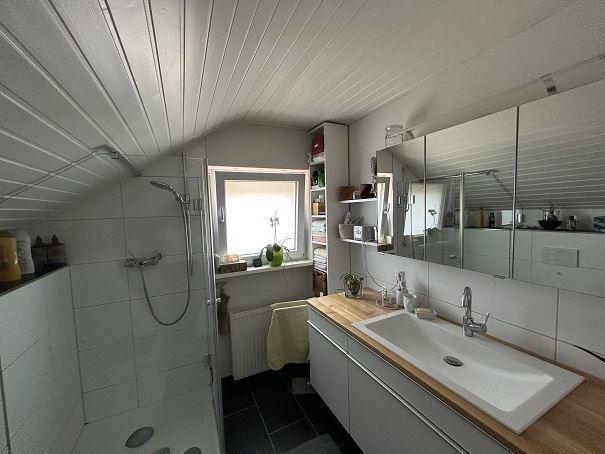 Badezimmer DG