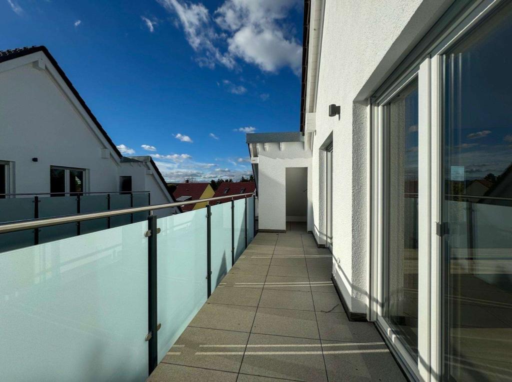 Geräumige Dachgeschosswohnung mit Balkon - Photo 5