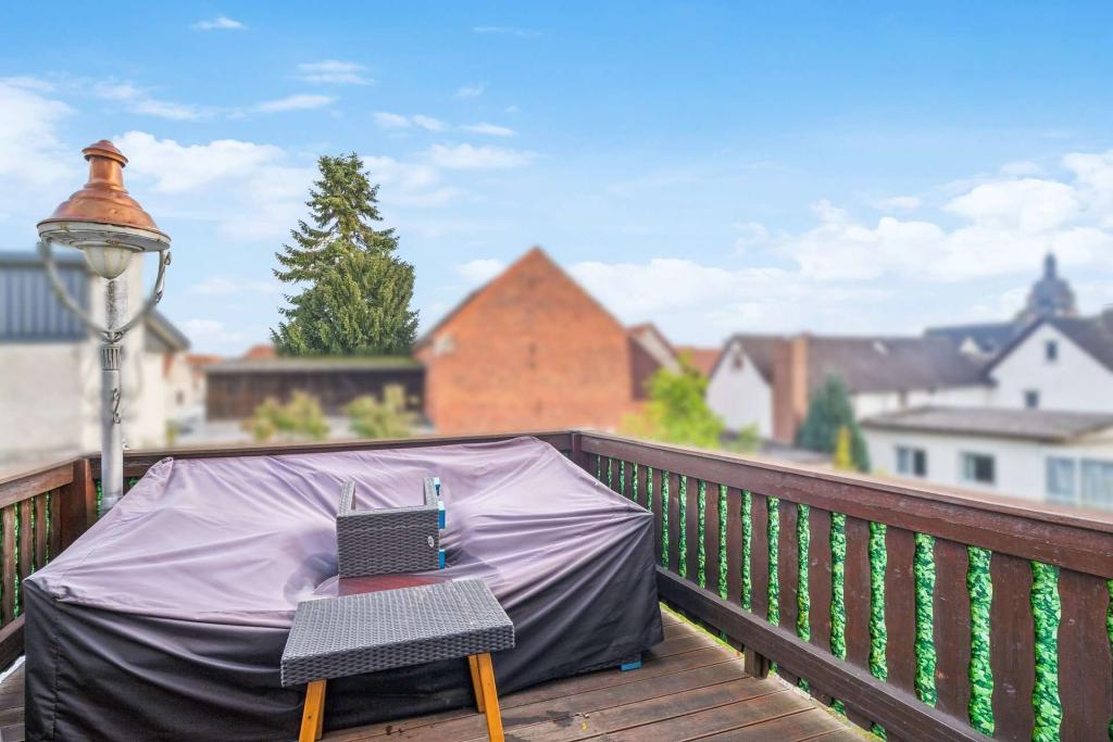 Balkon Hinterhaus quer