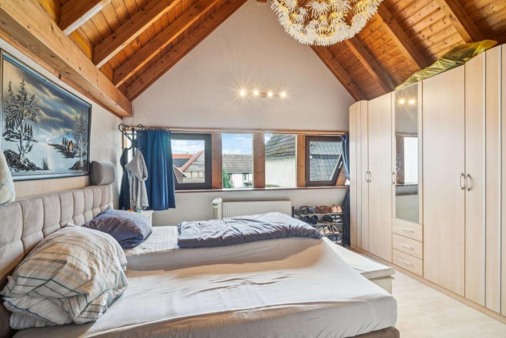 Schlafen_2 Vorderhaus rechts