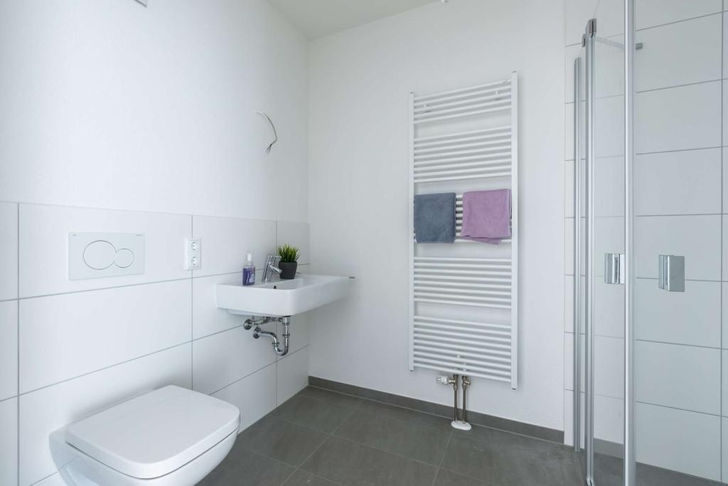 *In Campusnähe* - Schöne 1-Zi.-Neubauwohnung mit Balkon am Gießener Kugelberg! - Foto 3