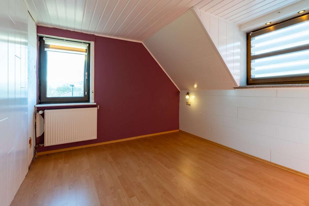 Schlafzimmer DG