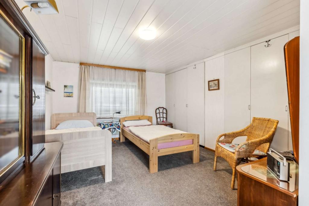 2. Schlafzimmer