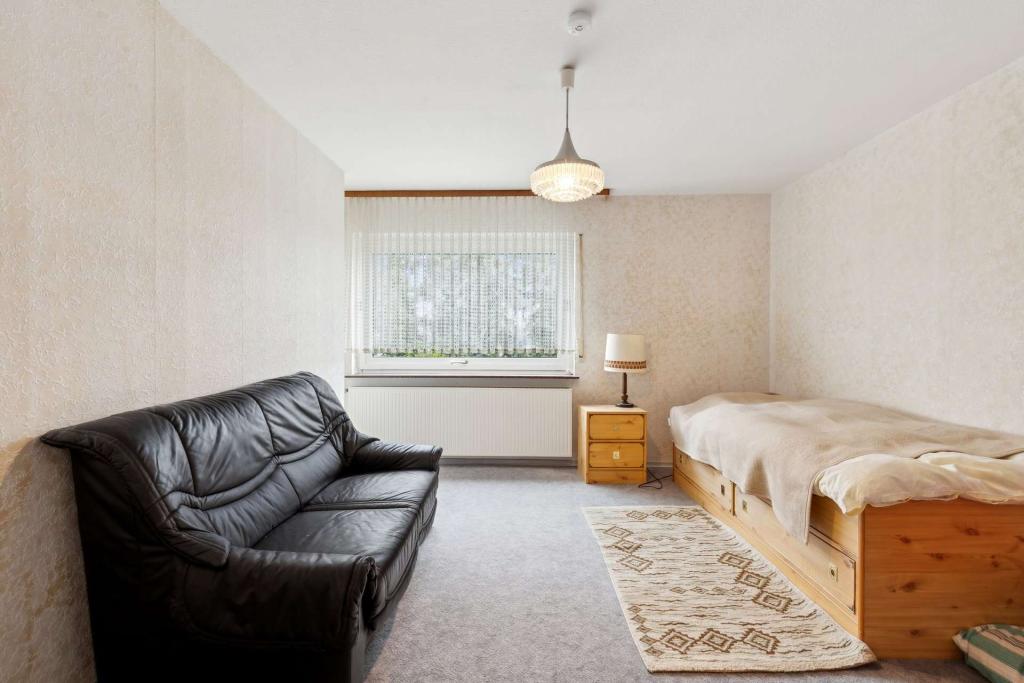 Zimmer 1OG