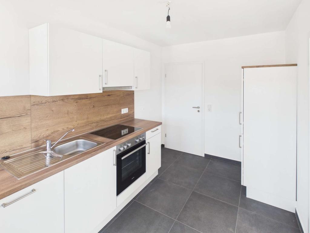 Ideal geschnittene und sanierte Wohnung in zentraler Lage von Wildeck-Obersuhl - Photo 2