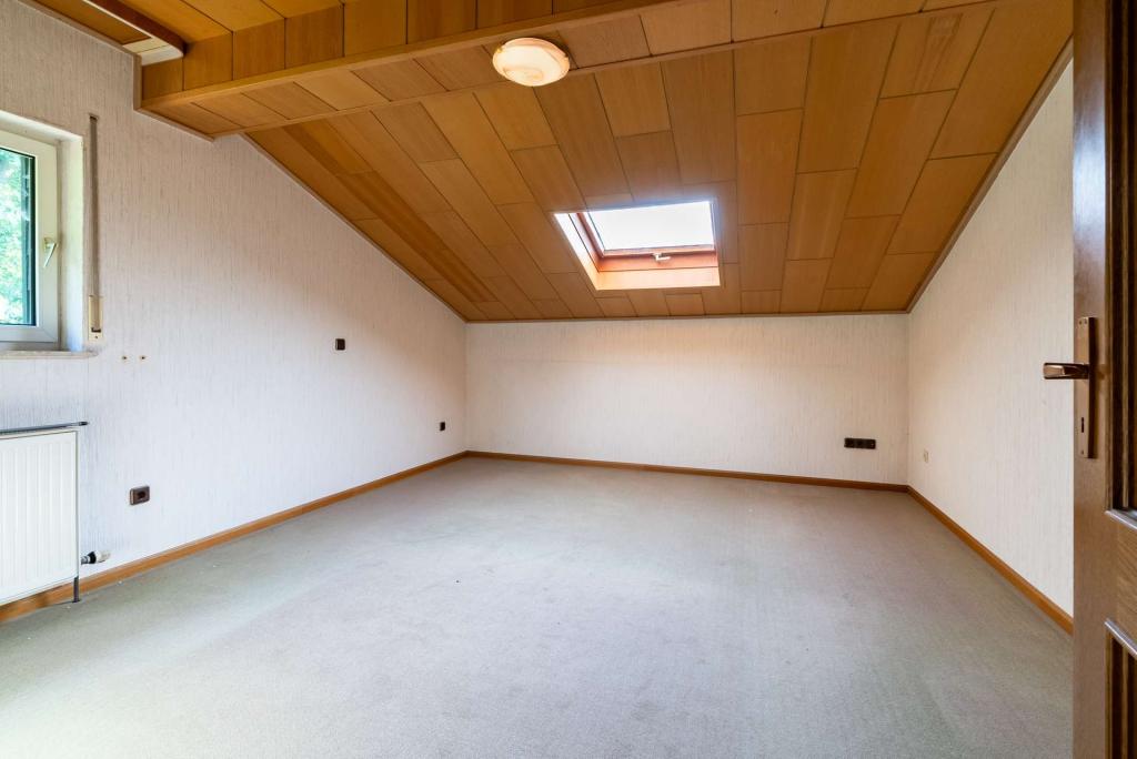 Schlafzimmer DG