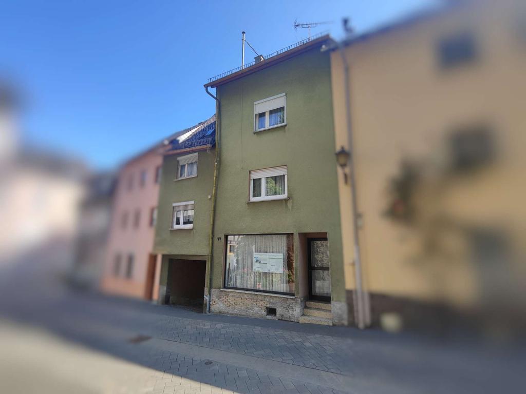 Hausansicht Straßenseite