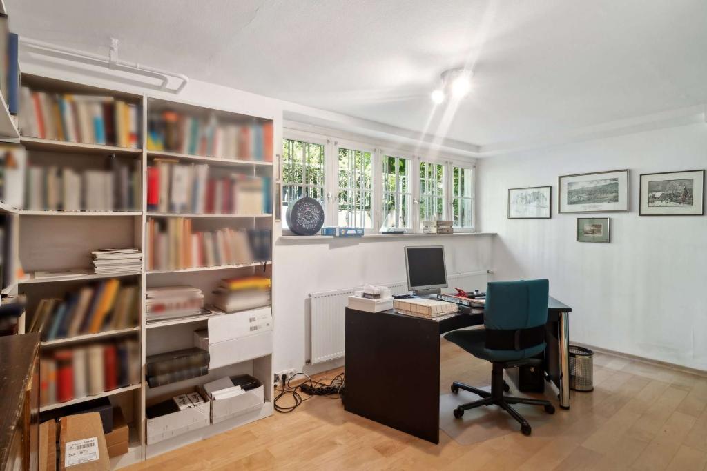 Büro/Kellerraum