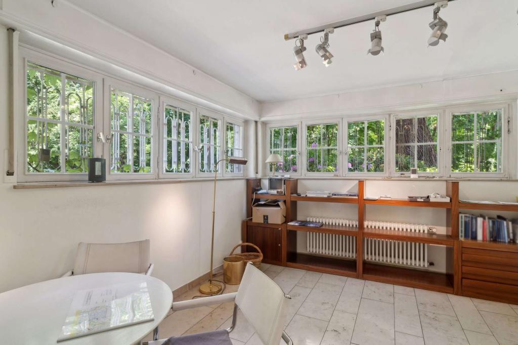 Arbeitszimmer EG