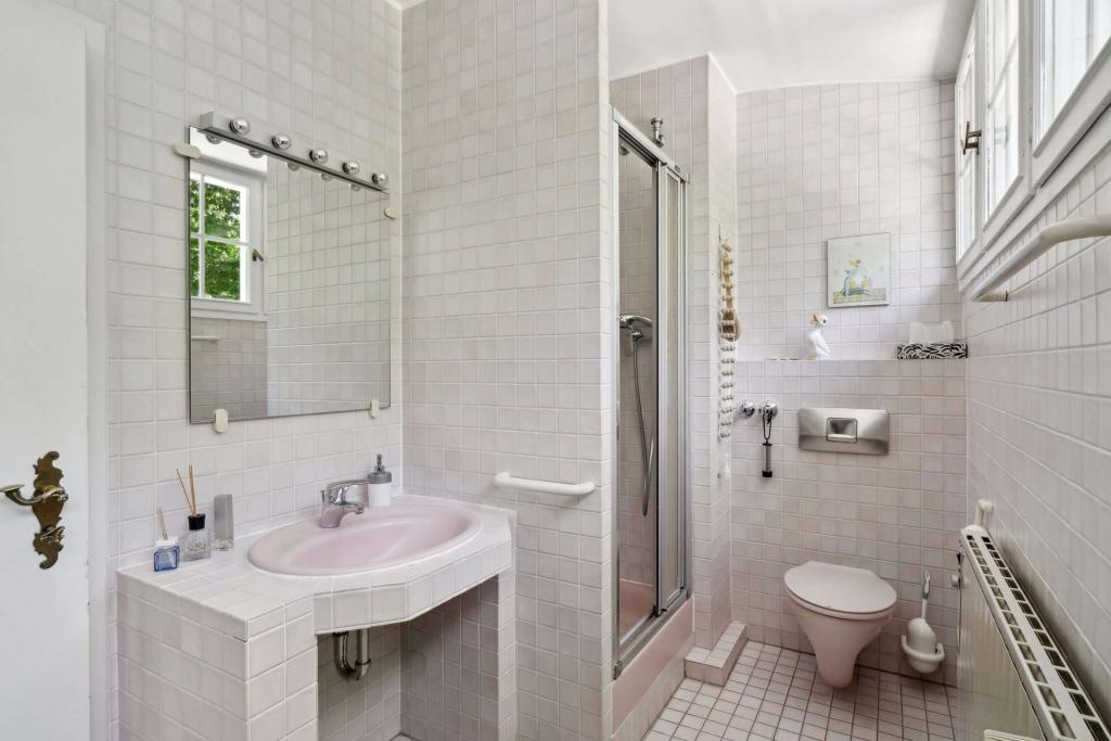 Badezimmer (1) OG