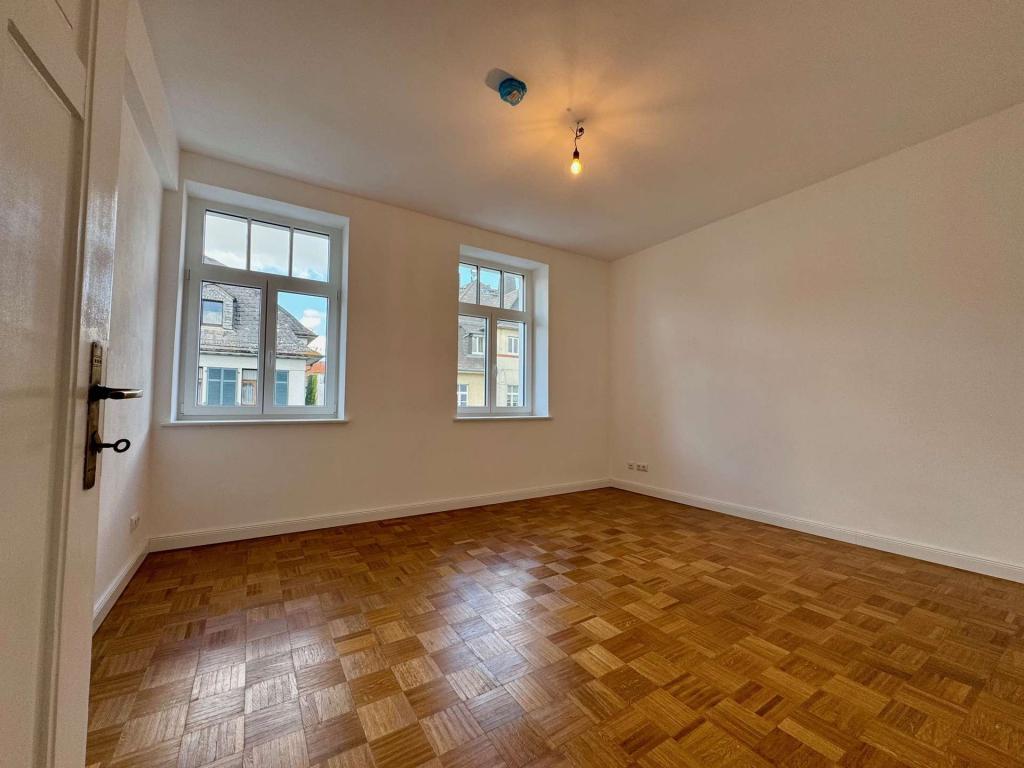 Zentral und ruhig: Sanierte Altbauwohnung mit traumhafter Dachterrasse - Foto 3