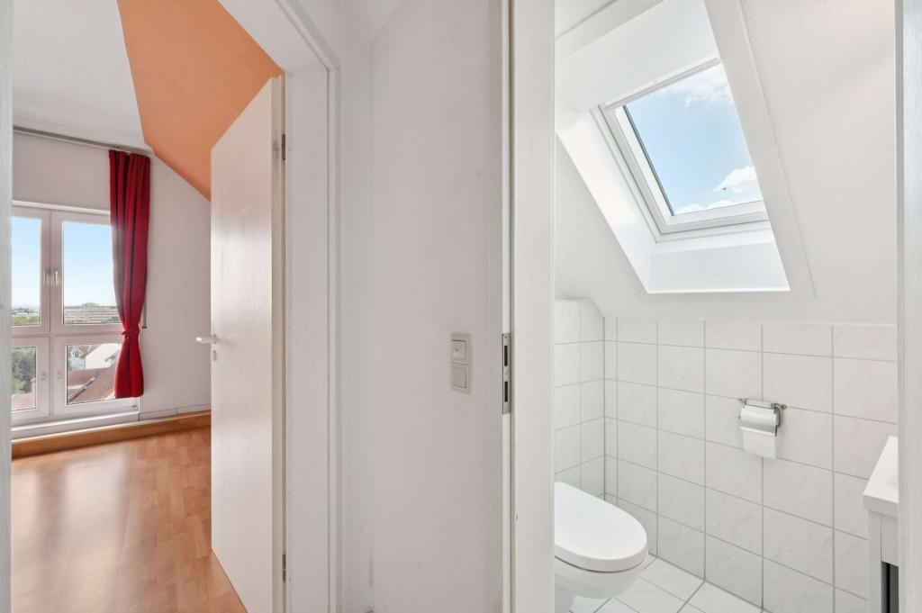 47420_017_Toilette Ebene 2