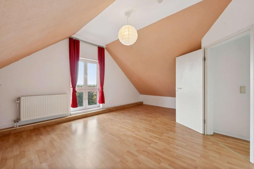 47420_019_Schlafzimmer 2 Ebene 2