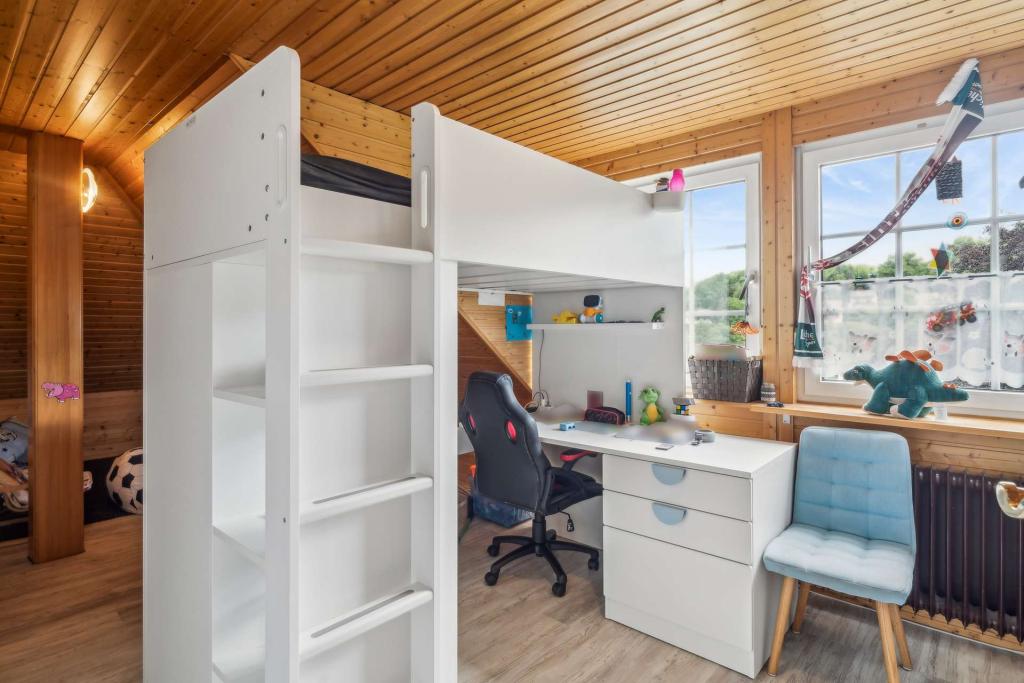 Zimmer DG