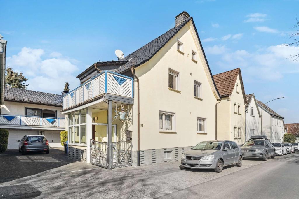 Straßenansicht Vorderhaus