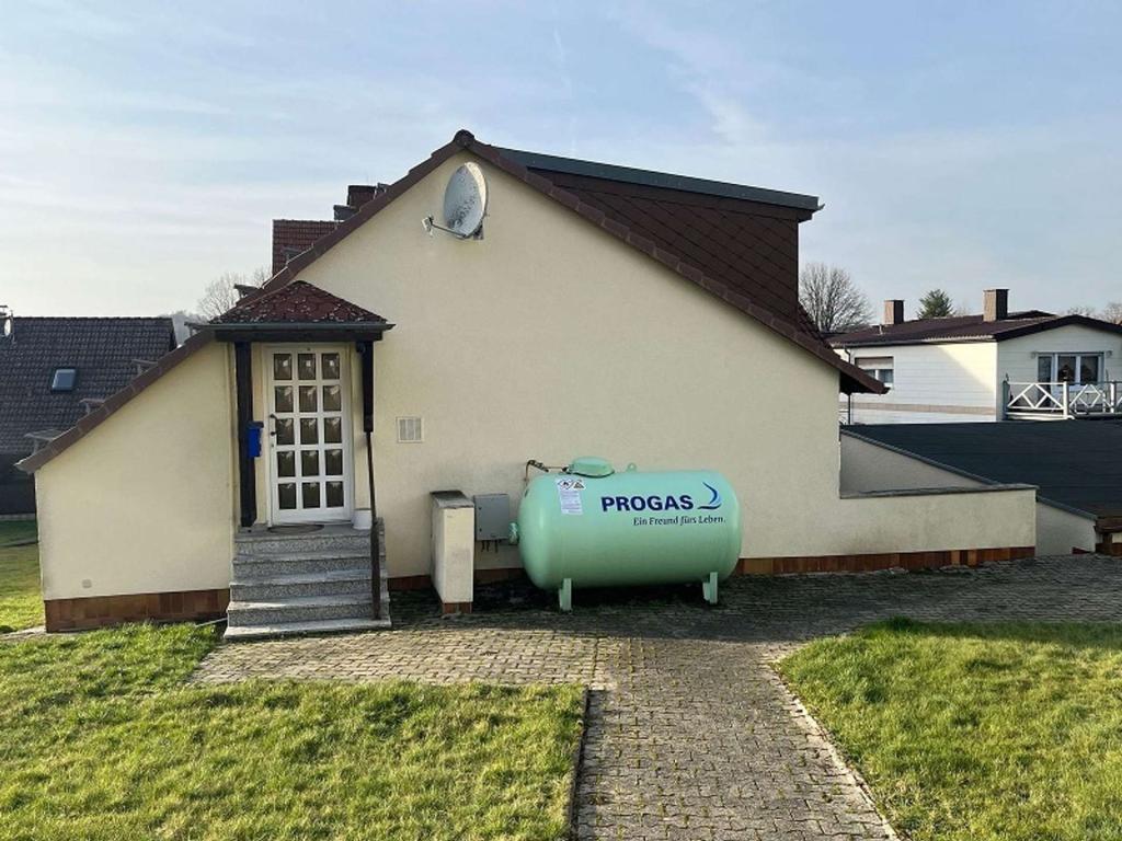 1486149-UgLJFi6sb1fP6NKrqAxY2Zfz-40376-lang8_IMAXX_Main-Kinzig-Budingen_9 Eingang Wohnung 2.jpg