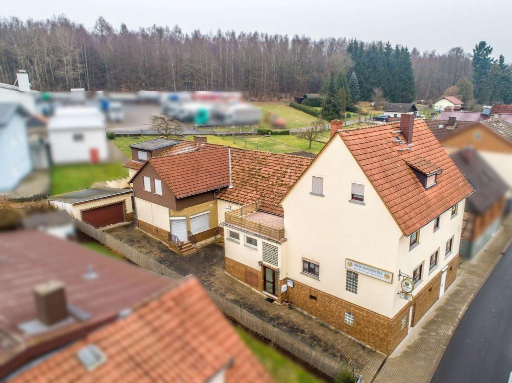 1486149-YxPGrJMd75cqkHzdzZn9ayu9-40376-kurz_IMAXX_Main-Kinzig-Budingen_1 Aussenansicht.jpg