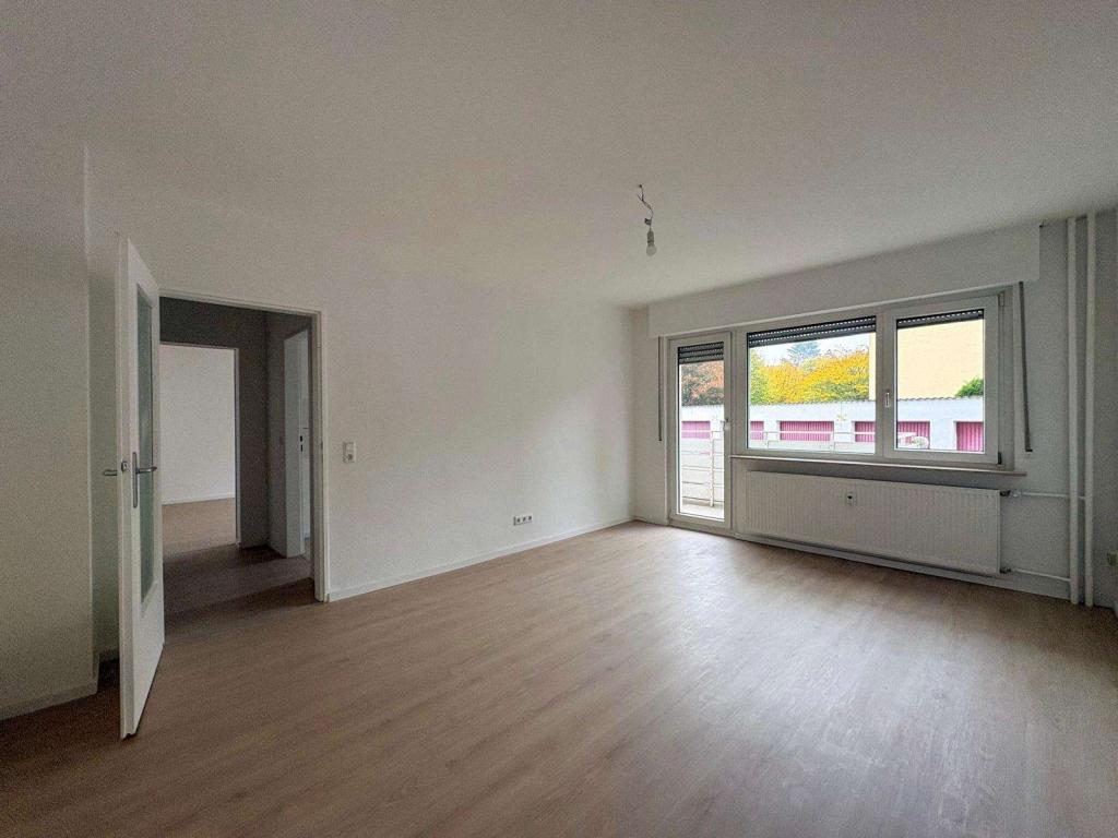 Renovierte 3-Zimmer-Wohnung mit praktischer Raumaufteilung in Nidderau-Ostheim - Photo 2