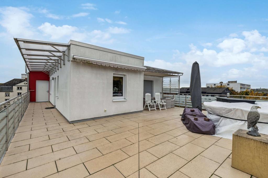 Blick auf den Laubengang