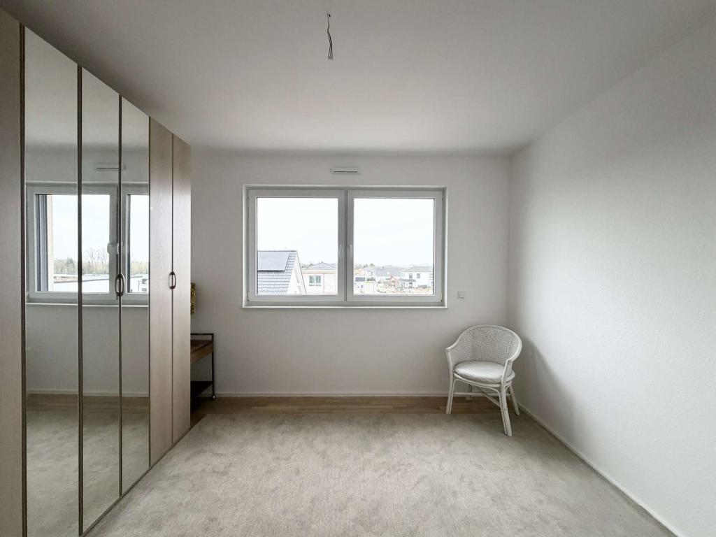 Grün, ruhig und modern – 3-Zimmer-Wohnung mit Balkon und Ausblick - Photo 2