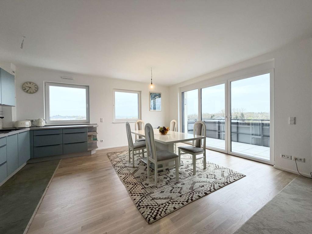 Grün, ruhig und modern – 3-Zimmer-Wohnung mit Balkon und Ausblick - Photo 1