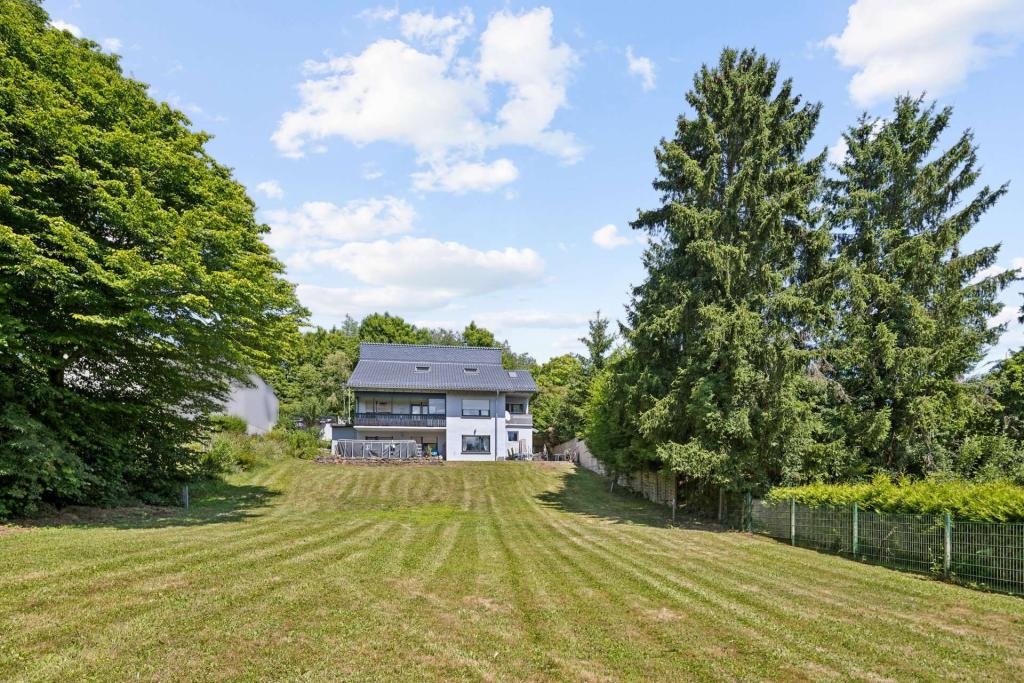 Haus Gartenansicht