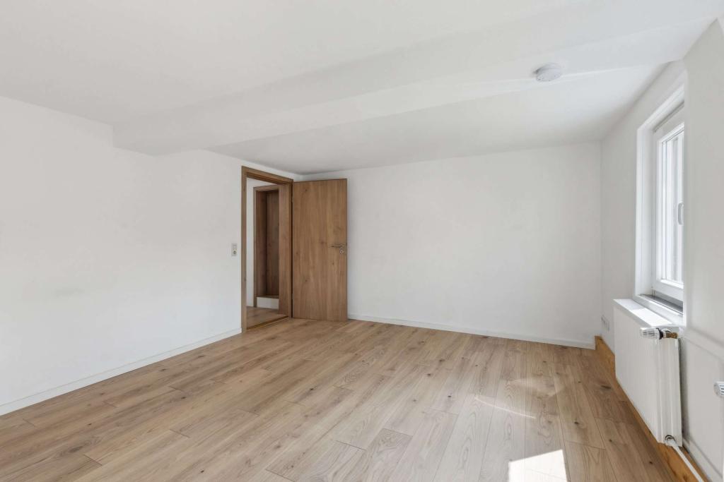 Schlafzimmer vorne OG 2