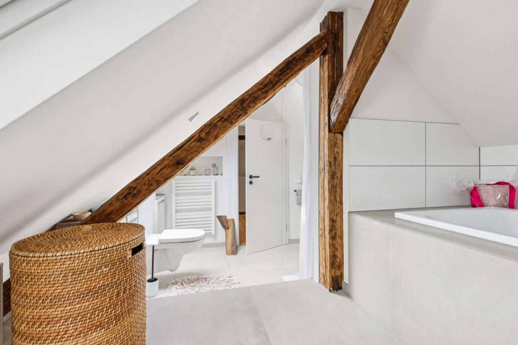 Badezimmer im DG 