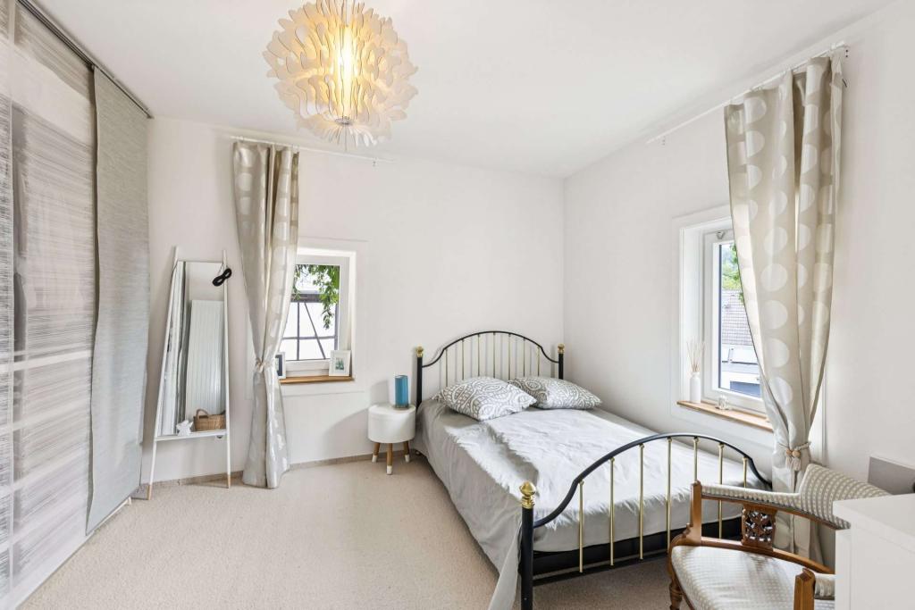 weiteres Schlafzimmer im OG