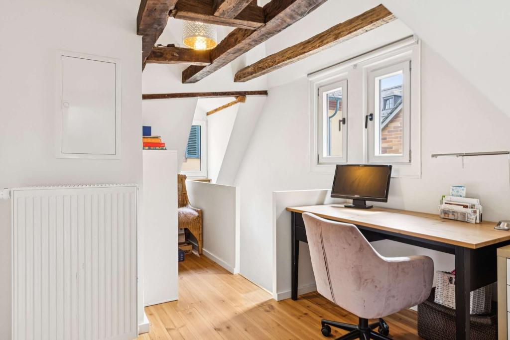 Office-Bereich/Flur im DG
