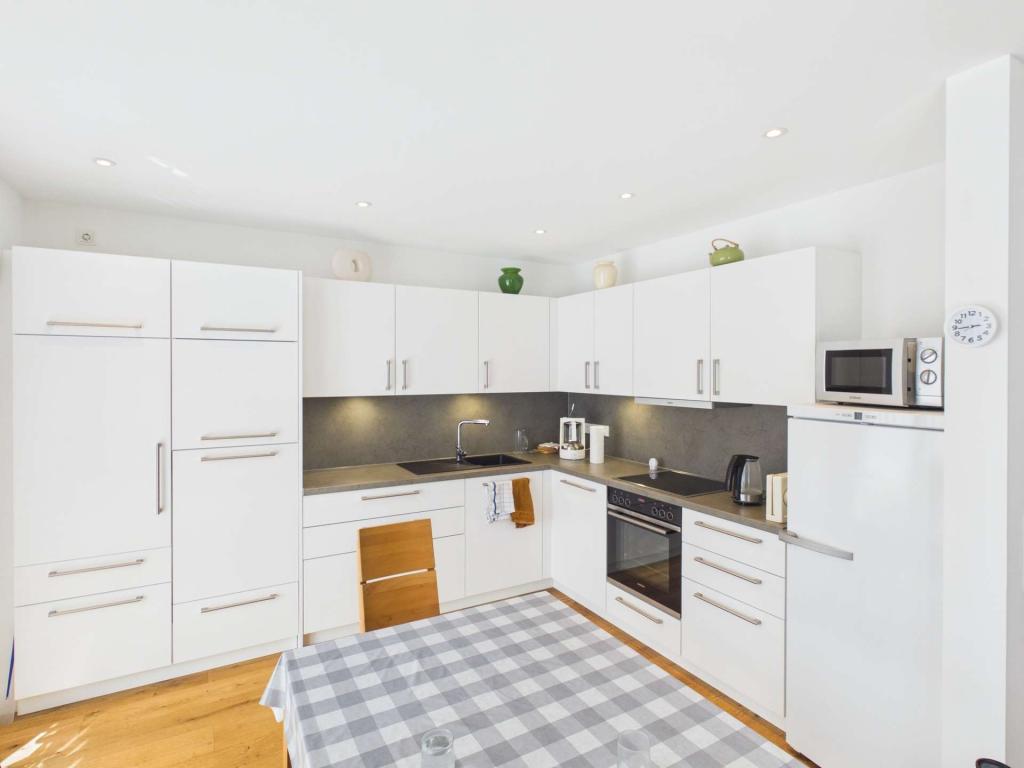Moderne 3-Zimmer-Wohnung mit Balkon im Herzen von Bad Hersfeld - Photo 5