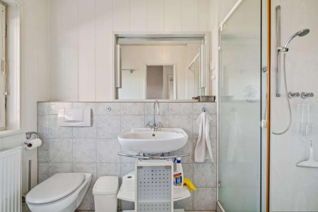 Tageslichtbad mit Dusche