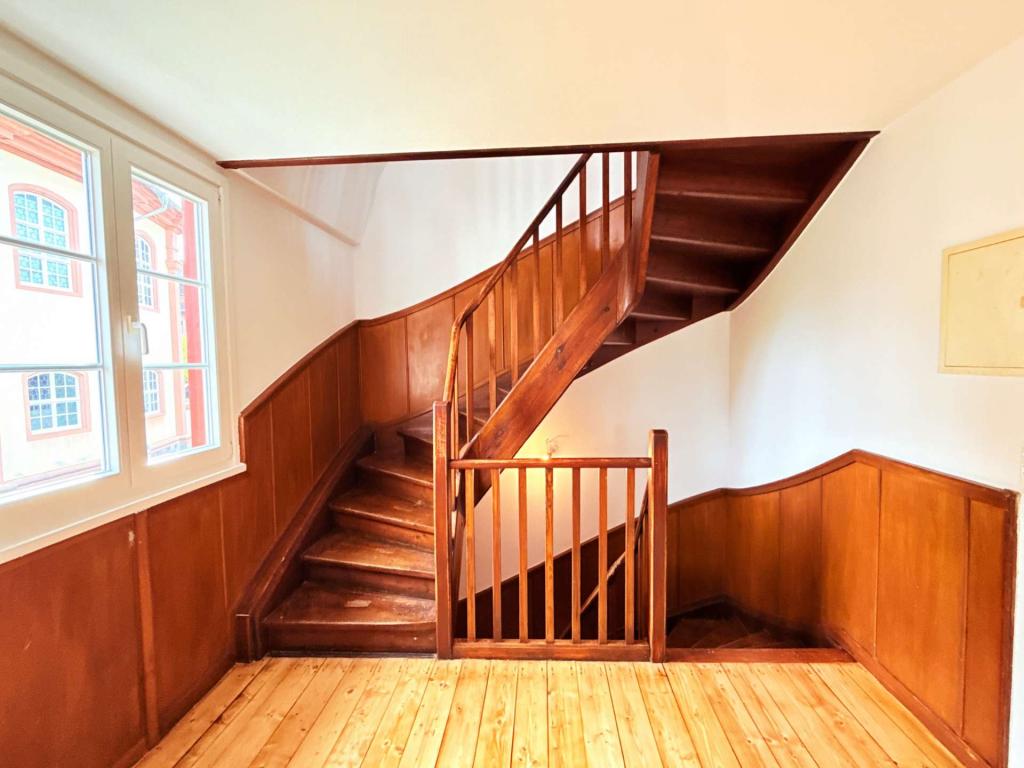 Exklusive 3-Zimmer-Maisonettewohnung im denkmalgeschützten Fachwerkhaus in der Altstadt von Laubach! - Foto 4