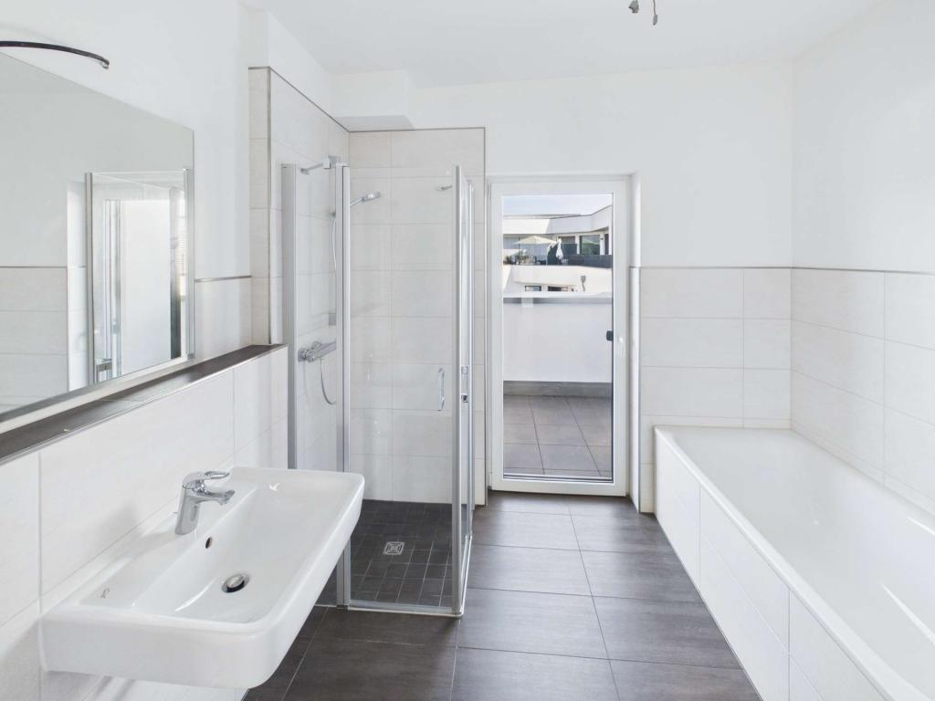 Exklusive Penthousewohnung in Bebra mit großzügigen Balkonflächen und flexiblem Wohnkomfort - Foto 3